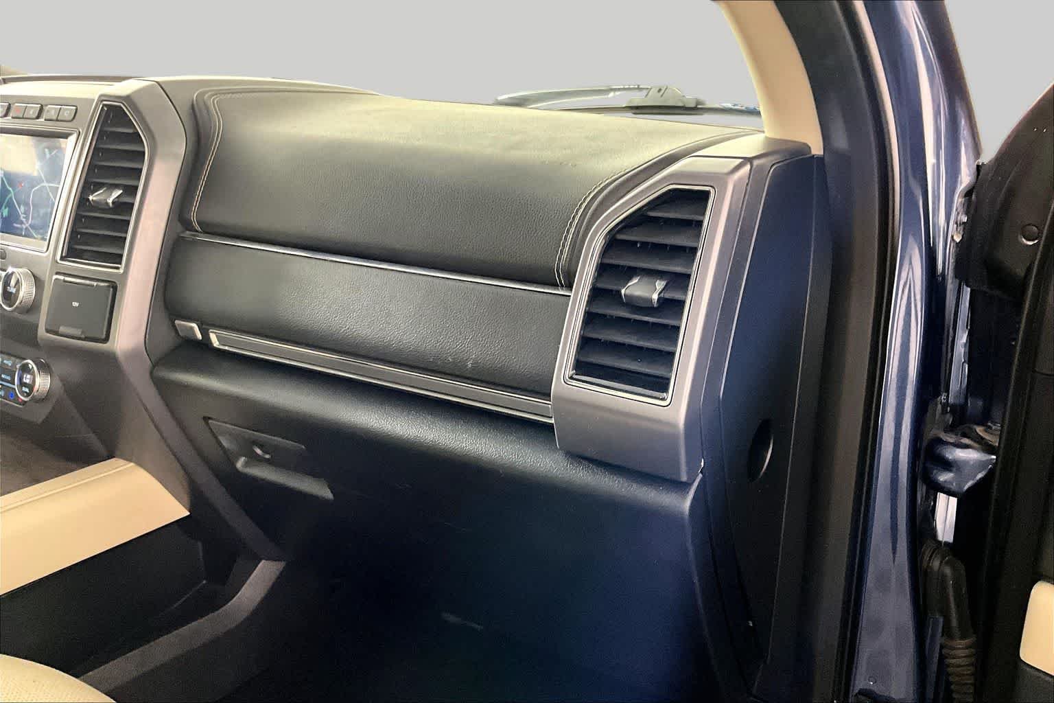 Used 2019 Blue Ford Platinum image 18