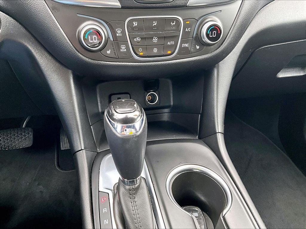 Used 2018 Orange Chevrolet LT image 26