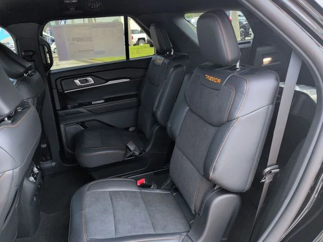 New 2026 Agate Black Metallic Ford Tremor® image 14