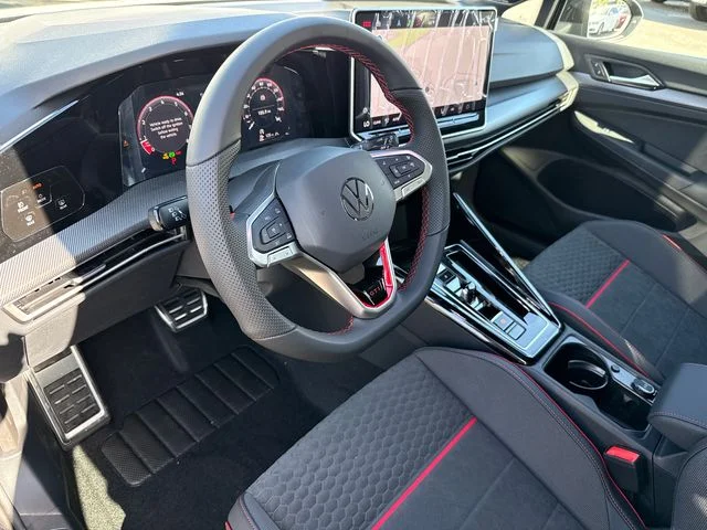 New 2026 Mythos Black Metallic Volkswagen 2.0T SE image 40