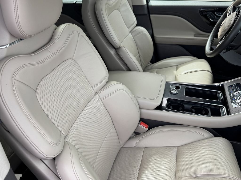 Used 2022 Blue Lincoln Reserve image 31