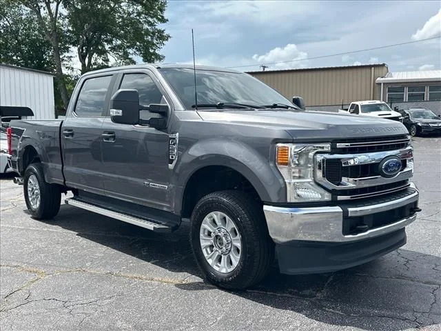 Used 2022 Gray Ford XL image 1