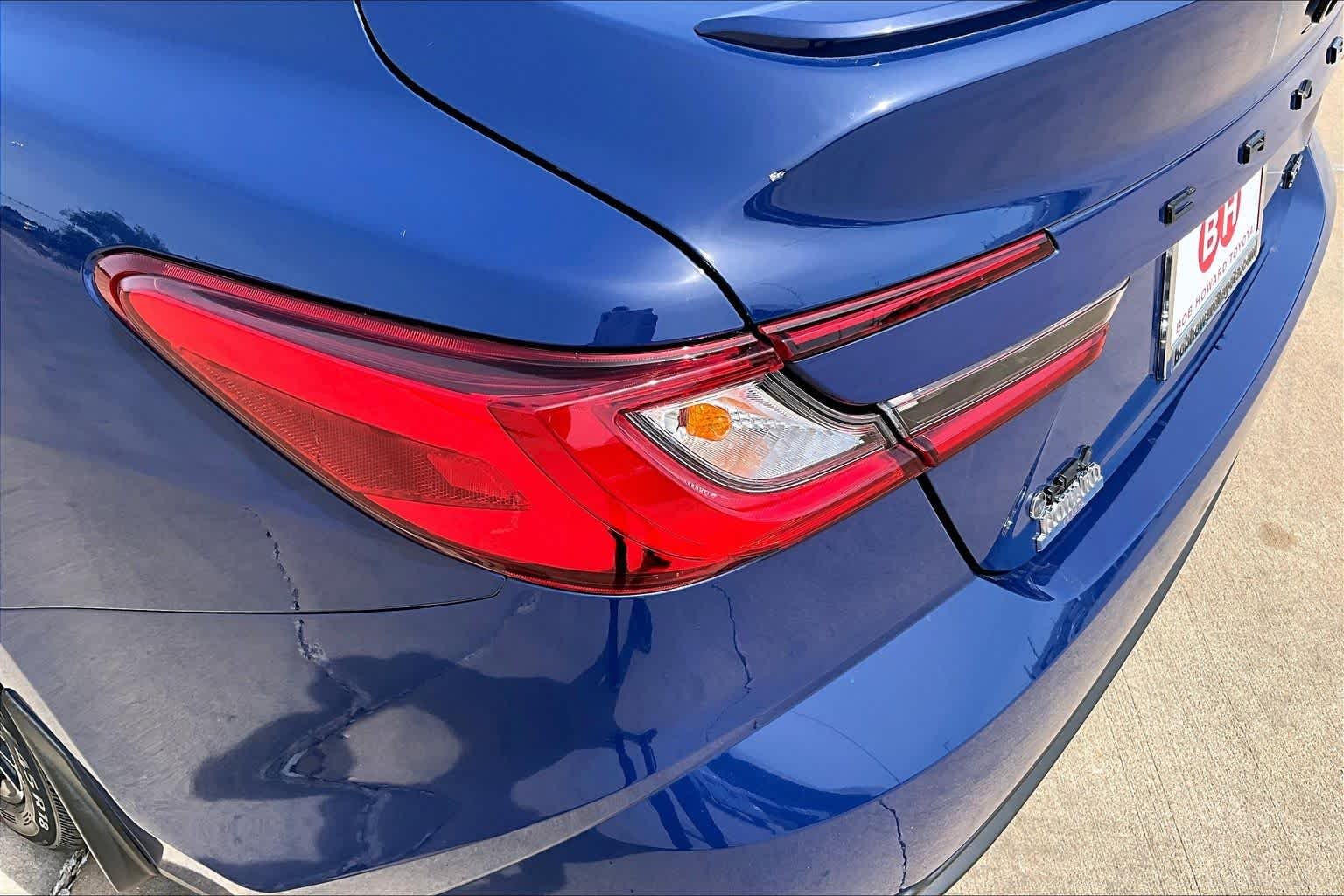 Used 2025 Reservoir Blue Toyota SE image 27