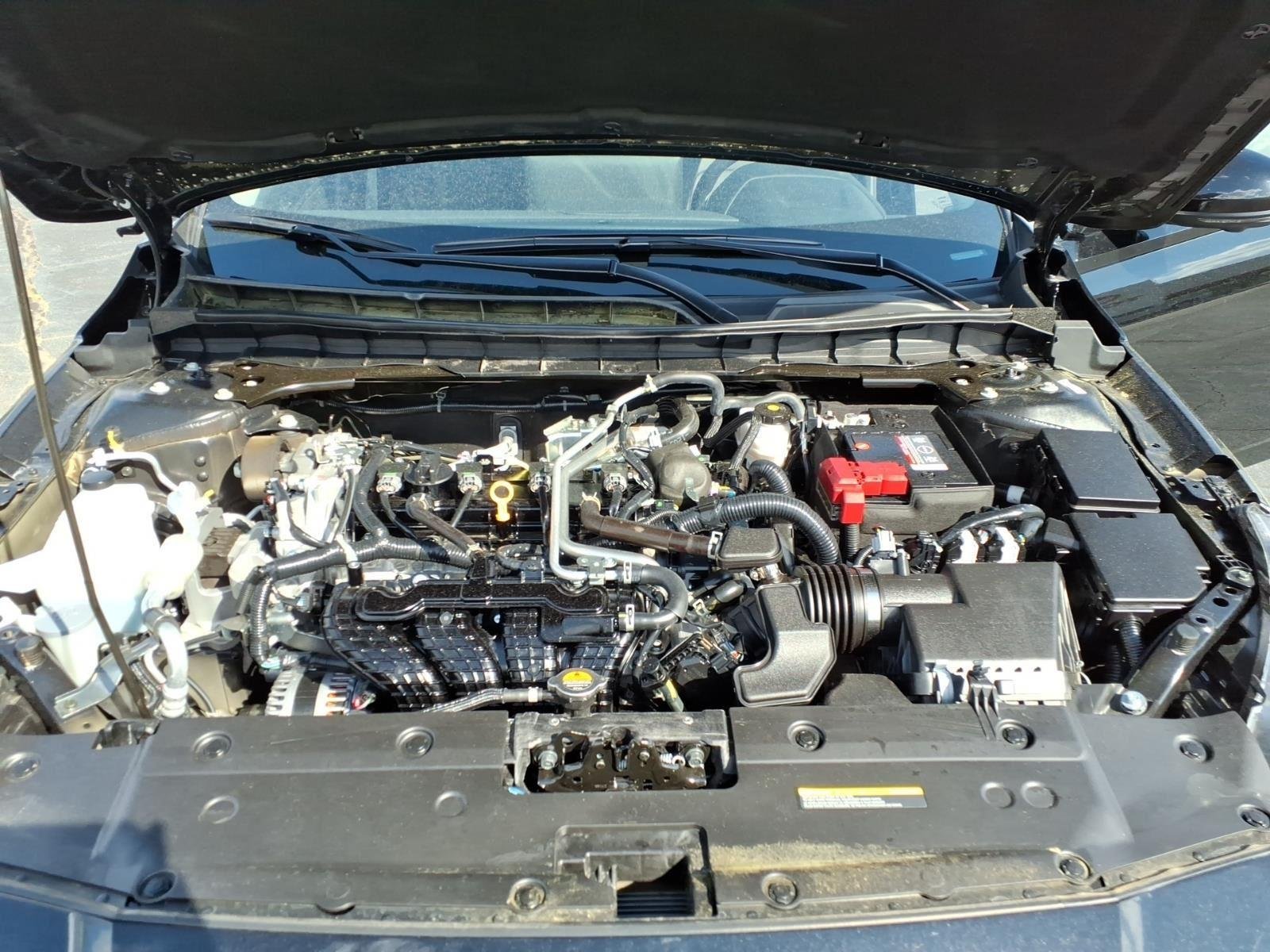 Used 2025 Super Black Nissan SL image 30