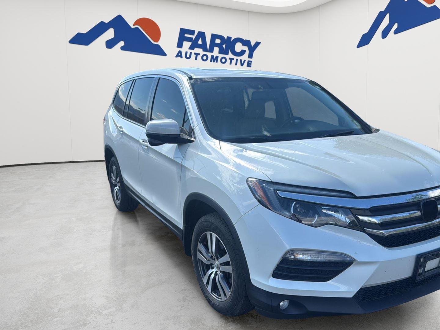 Used 2016  Honda EX-L image 2