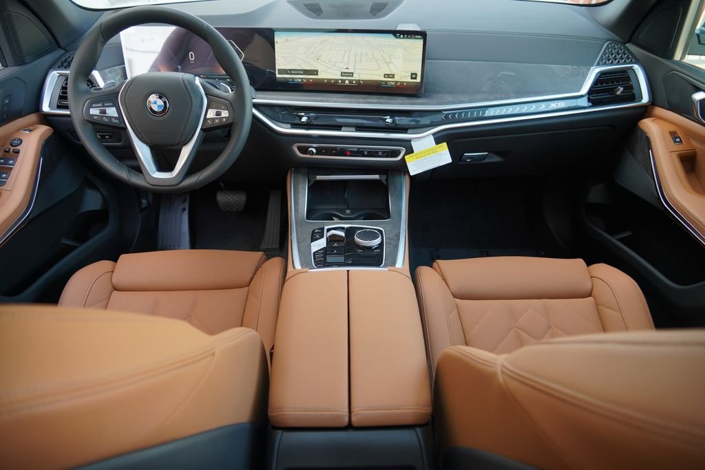 New 2026 Alpine White BMW sDrive40i image 12