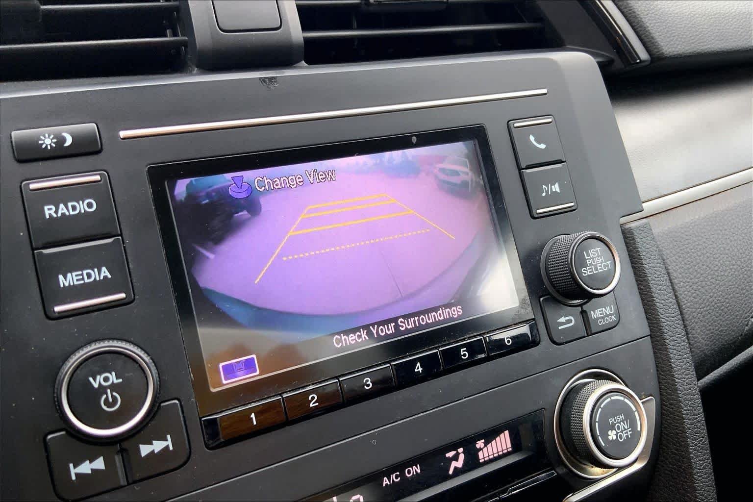 Used 2016  Honda LX image 26