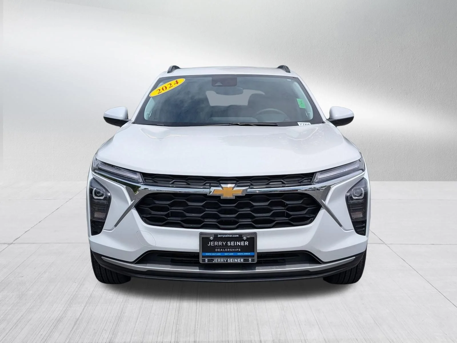2024 Chevrolet Trax LT - Photo 7