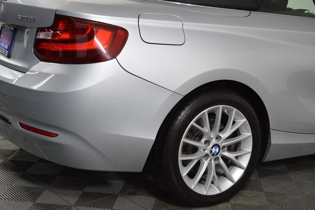 Used 2016 Silver BMW xDrive image 12