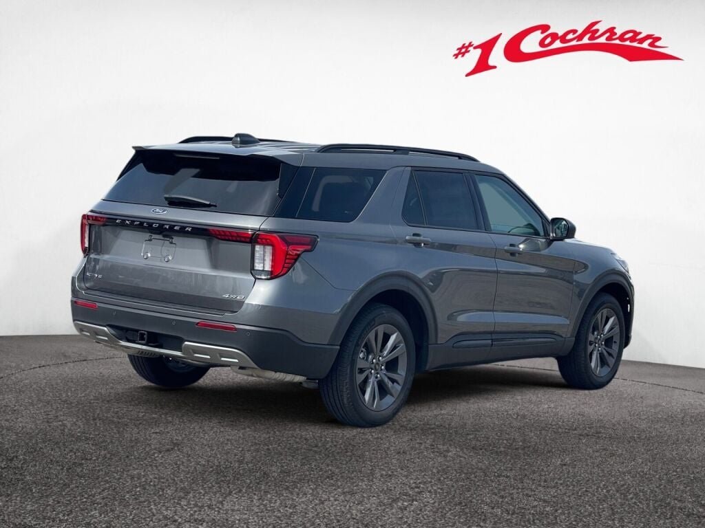 New 2026 Carbonized Gray Metallic Ford Active w/200A Pkg image 5