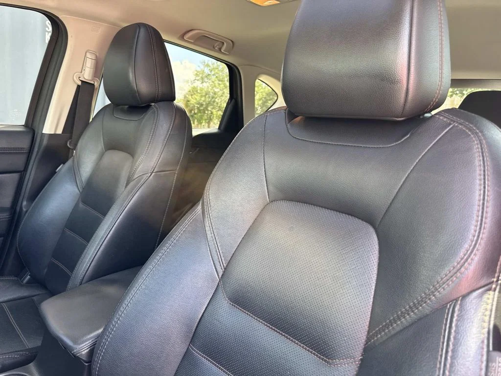 Used 2021 Silver Mazda Grand Touring image 25