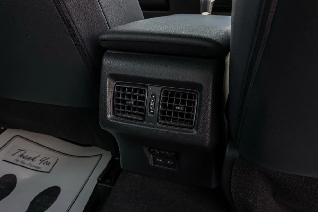 Used 2025  Toyota SE image 23