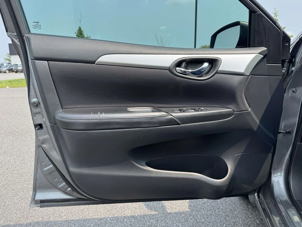 Used 2019 Gray Nissan S image 25