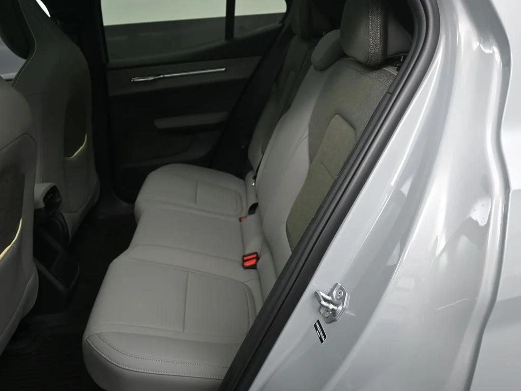 New 2026 Vapour Grey Volvo Twin Motor Performance Plus image 14
