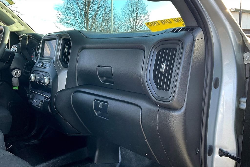 Used 2022 Silver GMC Pro image 13