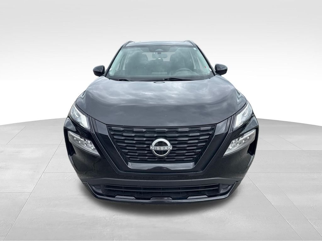 Used 2023 Black Nissan SV image 8