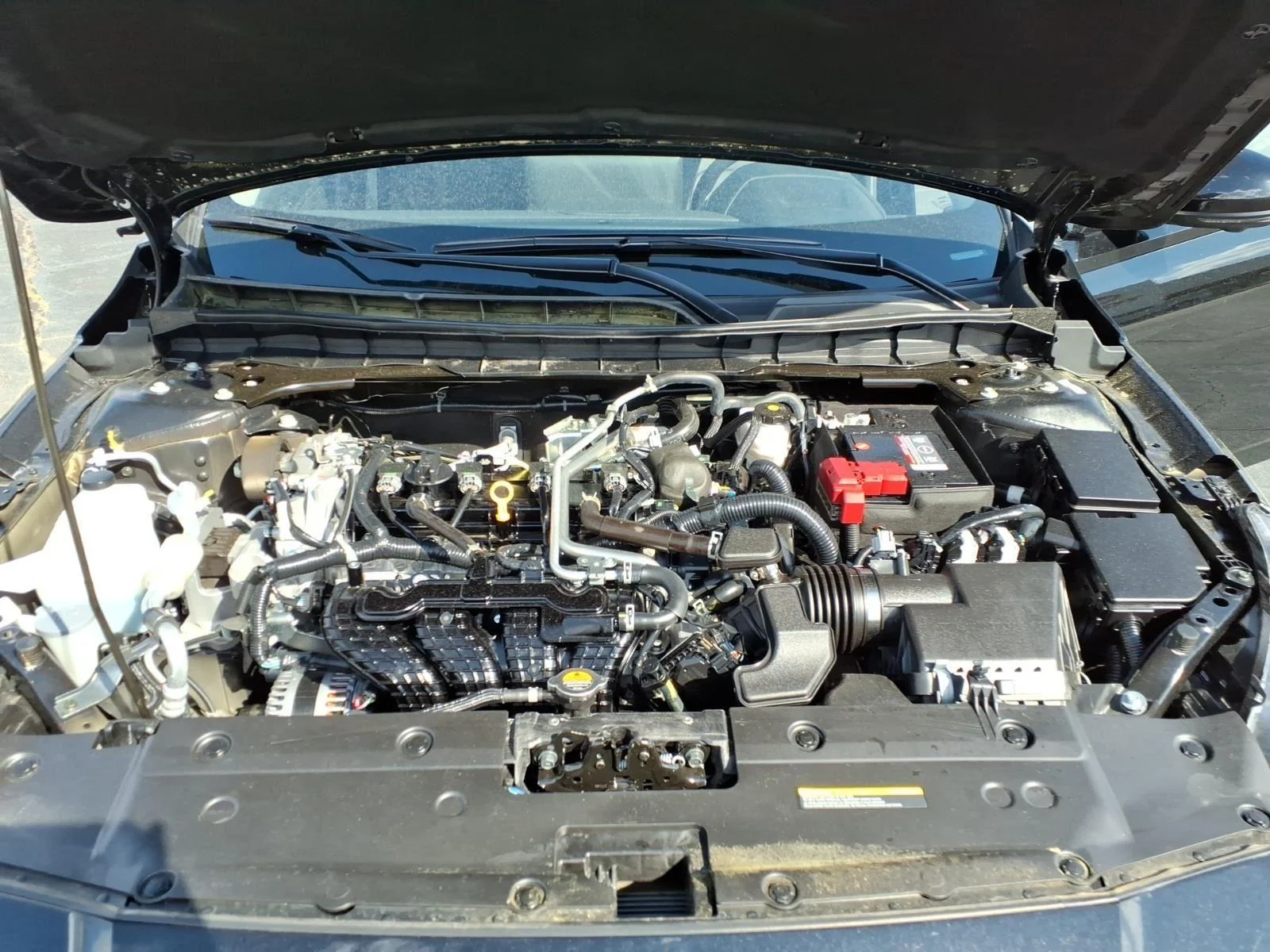 Used 2025 Super Black Nissan SL image 30