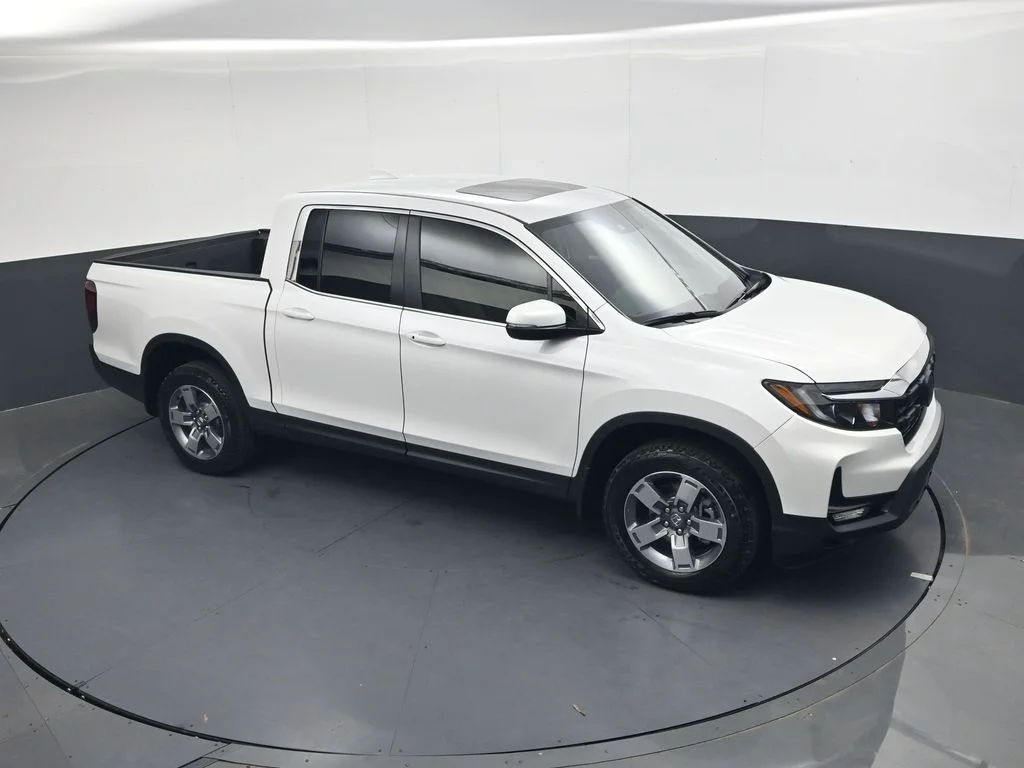 New 2026 Platinum White Pearl Honda RTL image 20