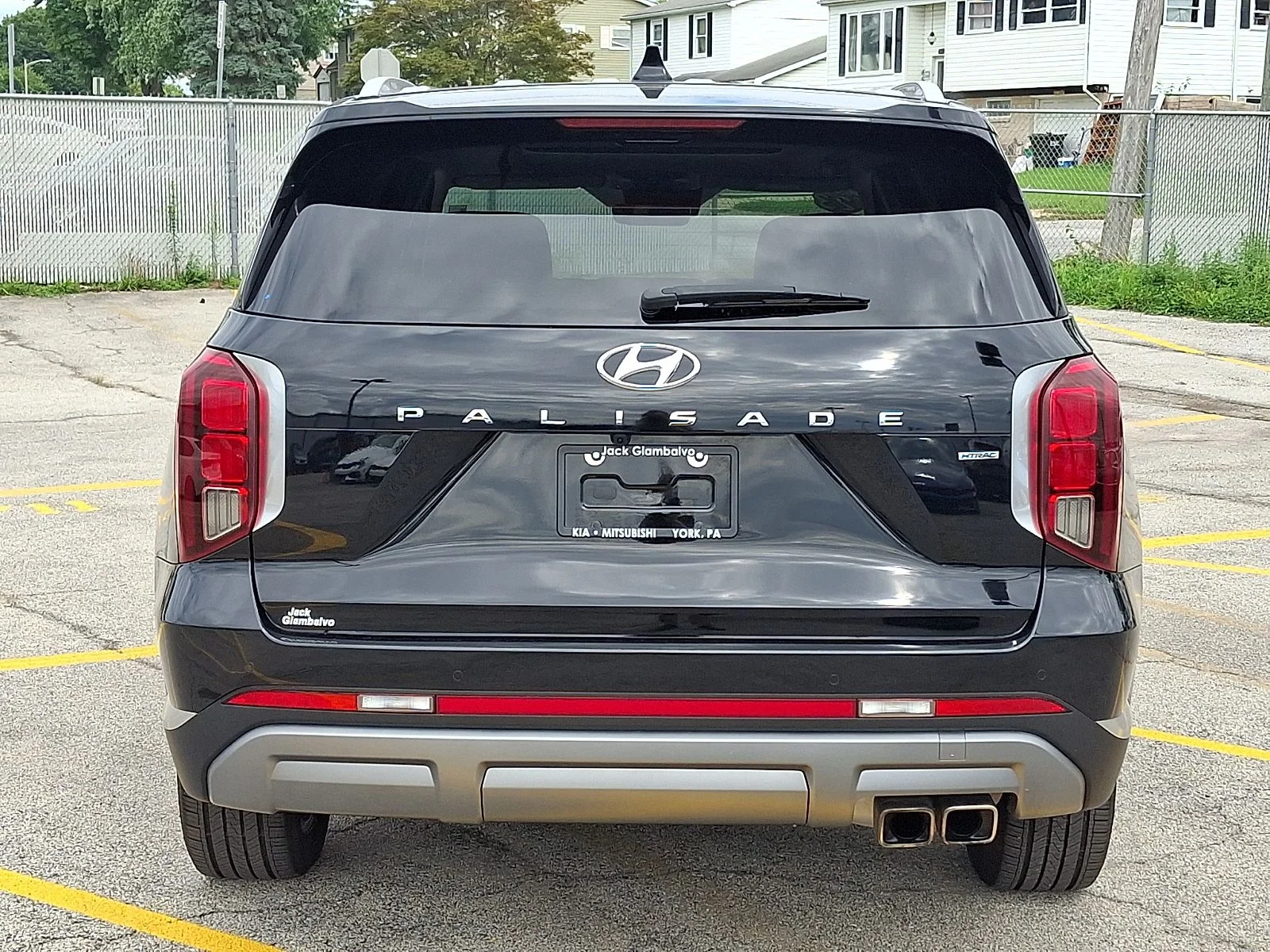Used 2023 Black Hyundai Limited image 3