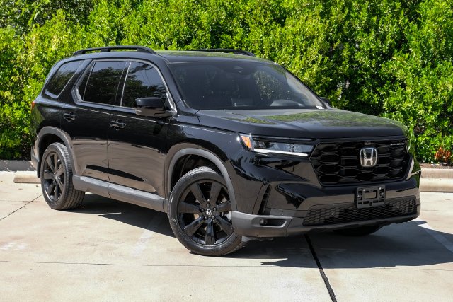 Used 2025 Black Honda Black Edition image 7
