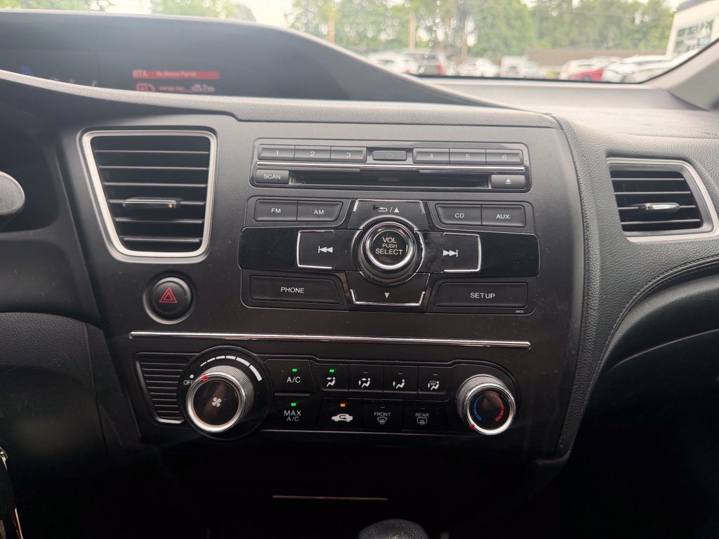 Used 2014 Black Honda LX image 17