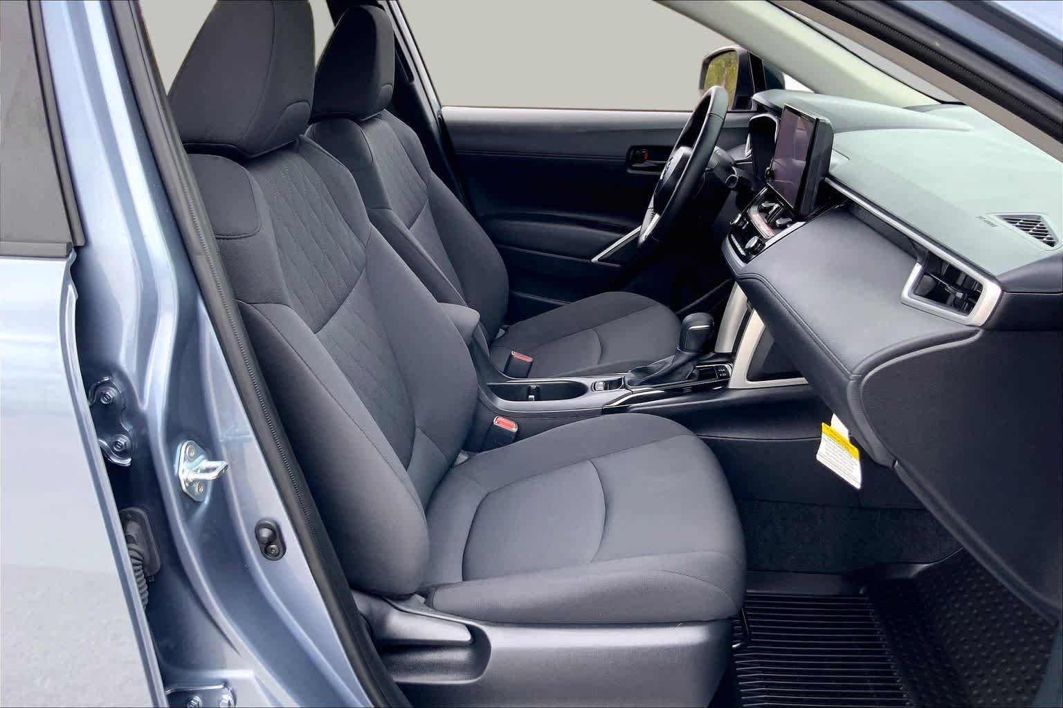 Used 2025 Celestite Toyota LE image 9