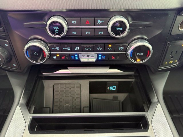 2025 Ford F-350 Super Duty Platinum - Photo 85