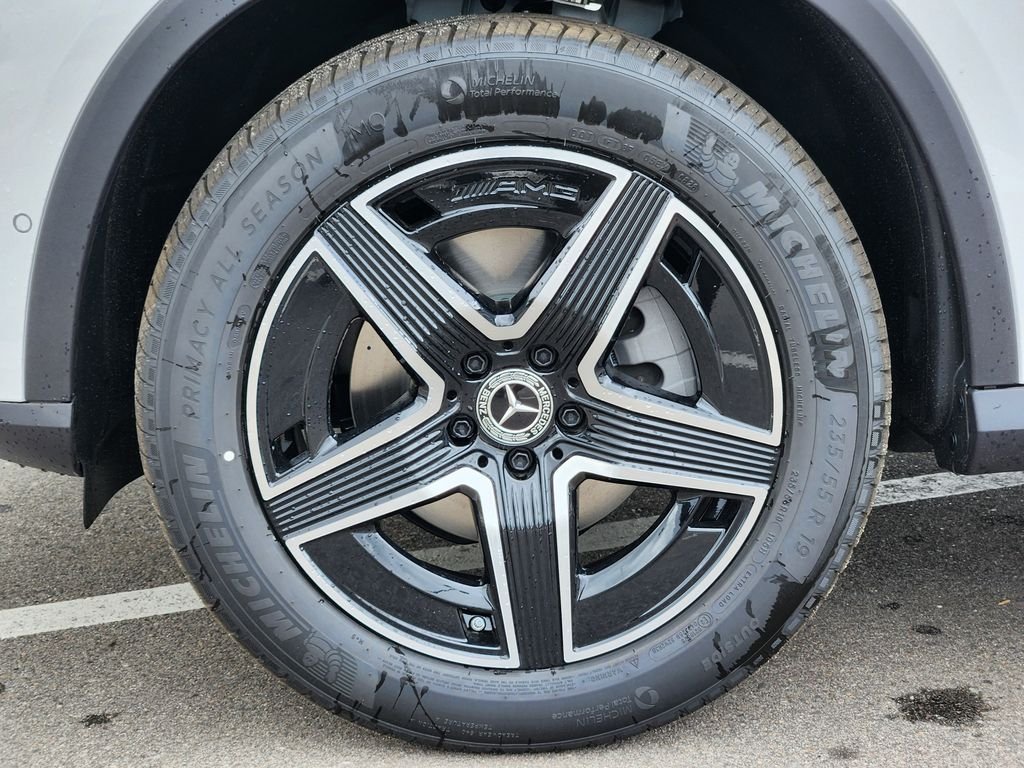 New 2026 Polar White Mercedes-Benz GLC300 4MATIC® image 20