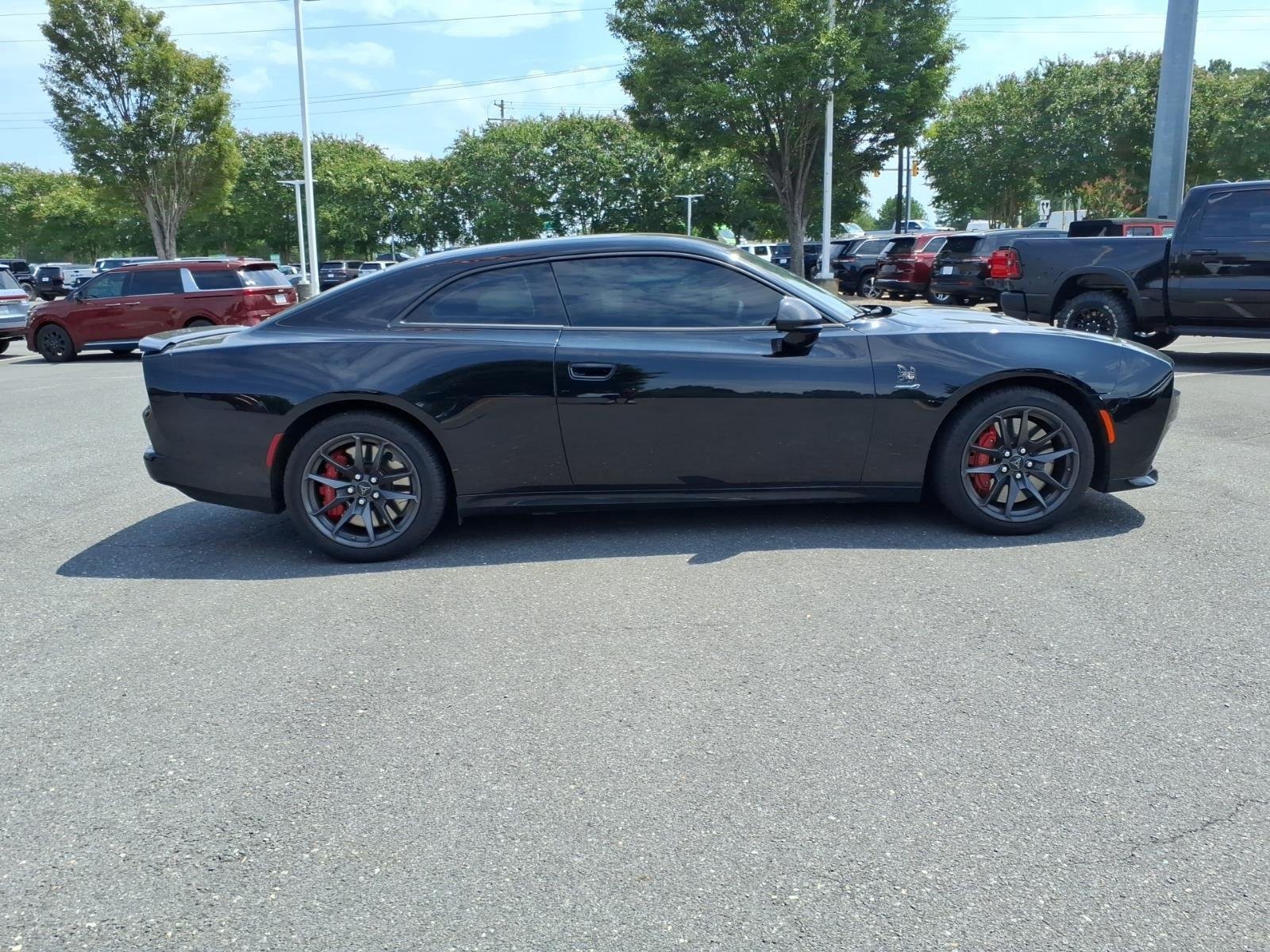 Used 2024 Diamond Black Crystal Pearlcoat Dodge Scat Pack image 13