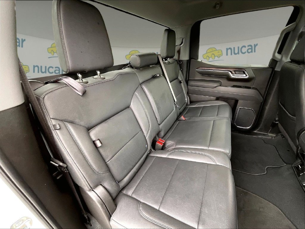 Used 2025 Summit White GMC SLT image 15