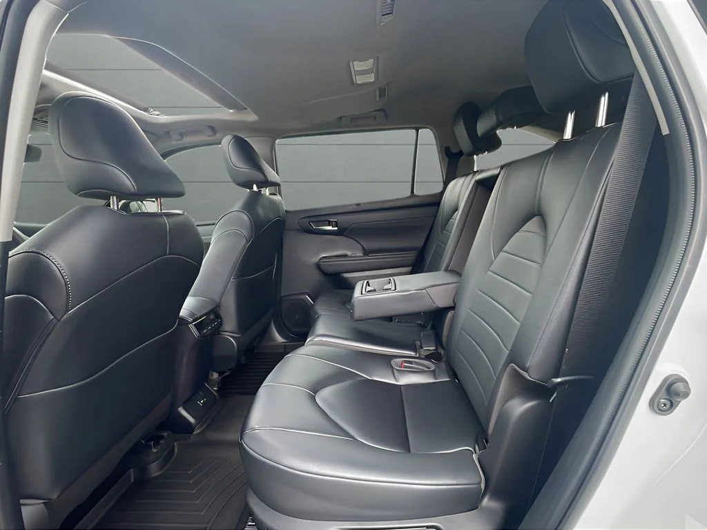 Certified Used 2023 Beige Toyota XLE image 27
