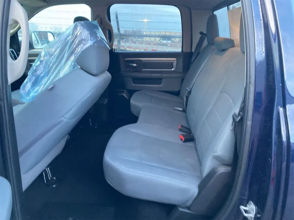 Used 2019 True Blue Pearl Ram SLT image 6