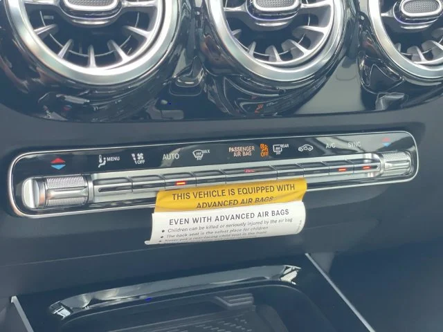 Used 2026 Silver Mercedes-Benz GLA 250 image 26