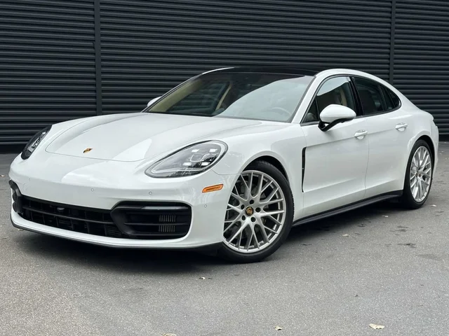 2021 Porsche Panamera 4