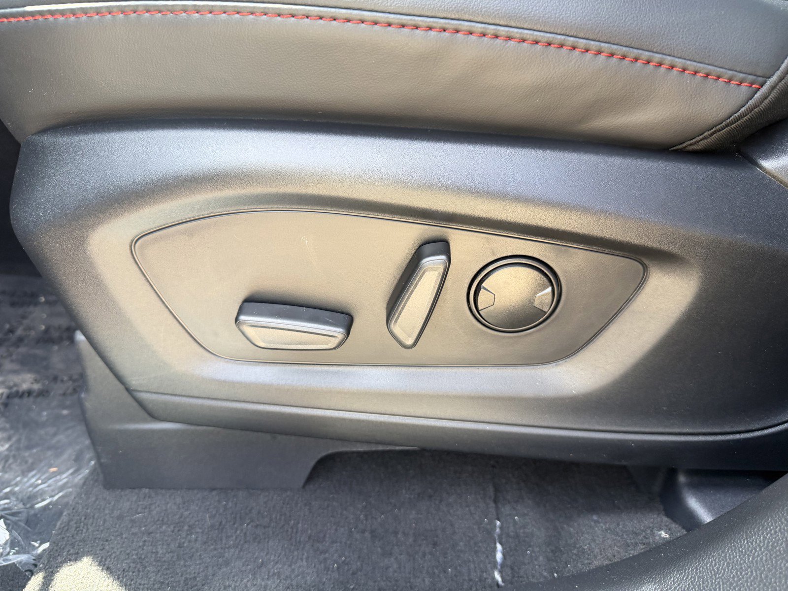 New 2026 Agate Black Metallic Ford ST-Line image 22