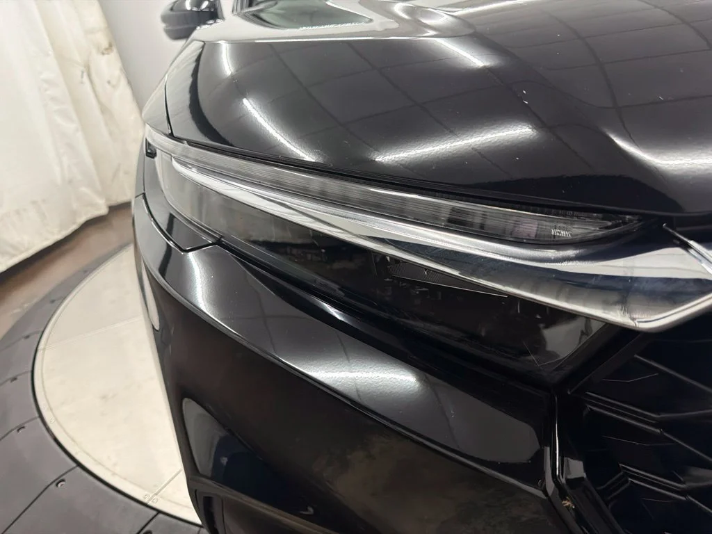 Used 2025 Black Honda EX-L image 10