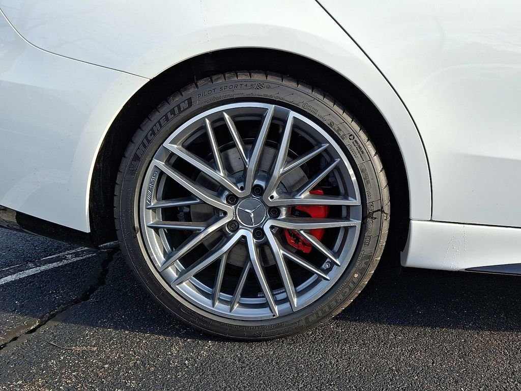 New 2026 Polar White Mercedes-Benz C 43 AMG® image 5