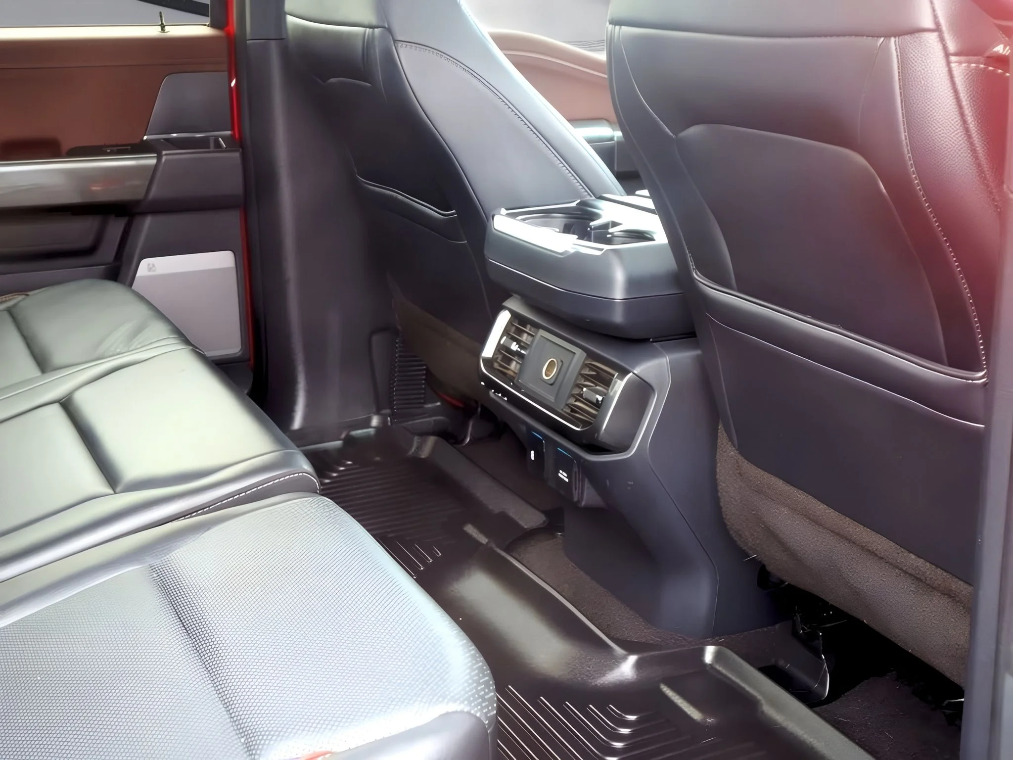 2021 Ford F-150 Lariat - Photo 26
