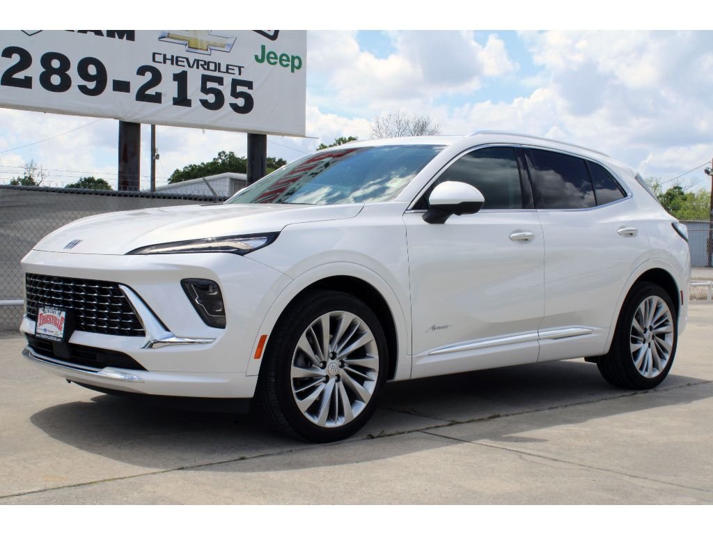 Used 2024 White Frost Tricoat Buick Avenir image 2