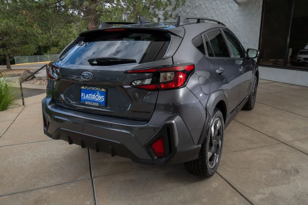 New 2026 MAGNETITE GRAY PEARL Subaru Limited image 6
