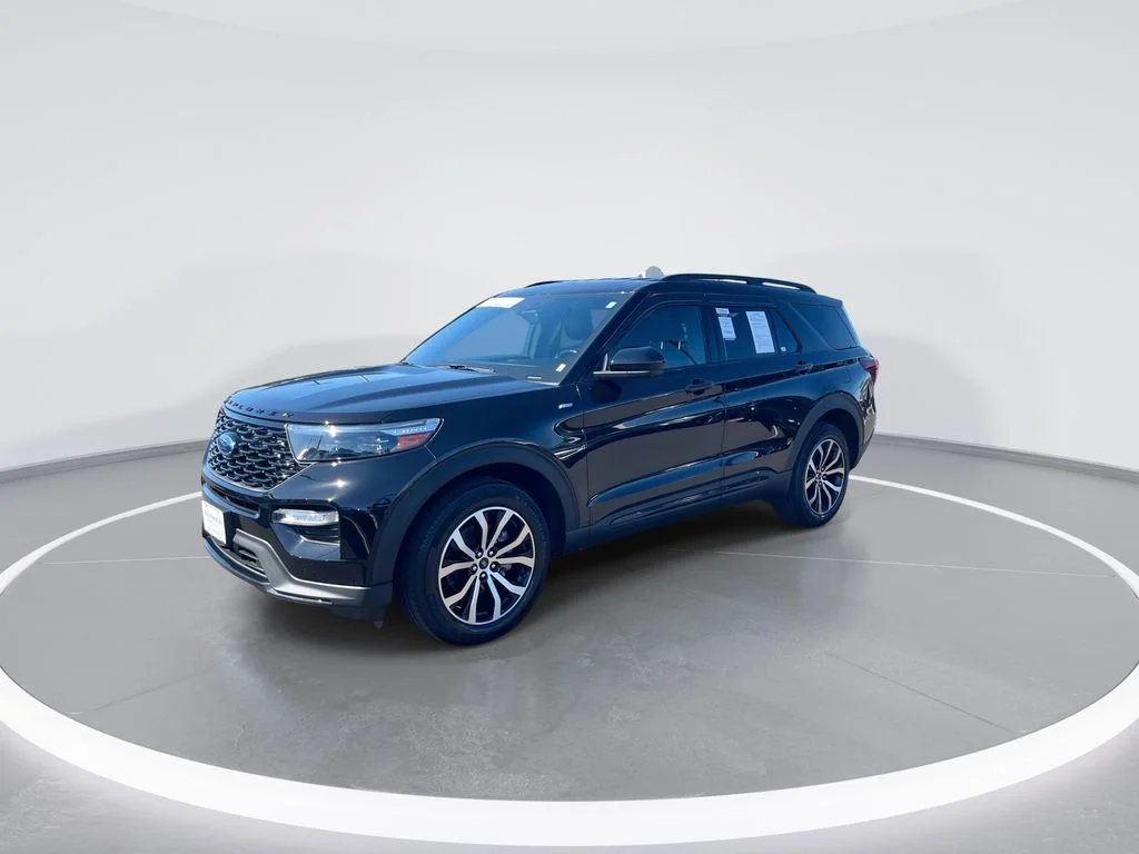 Used 2022 Black Ford ST-Line image 4