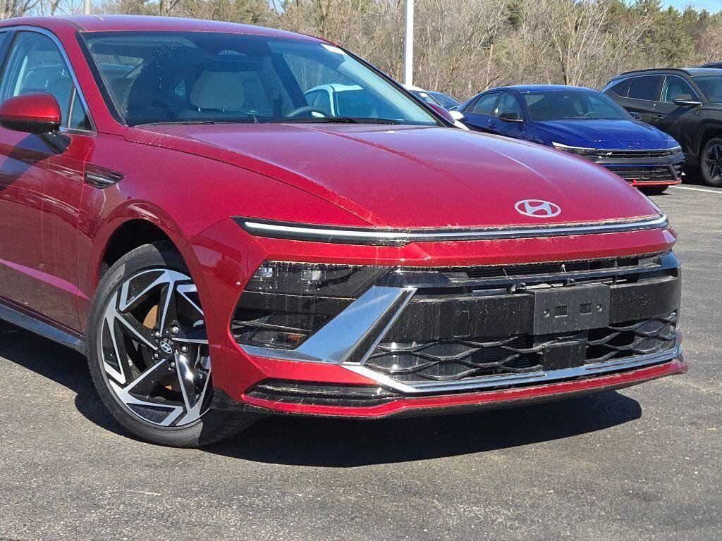 New 2026 Red Hyundai SEL Sport image 2