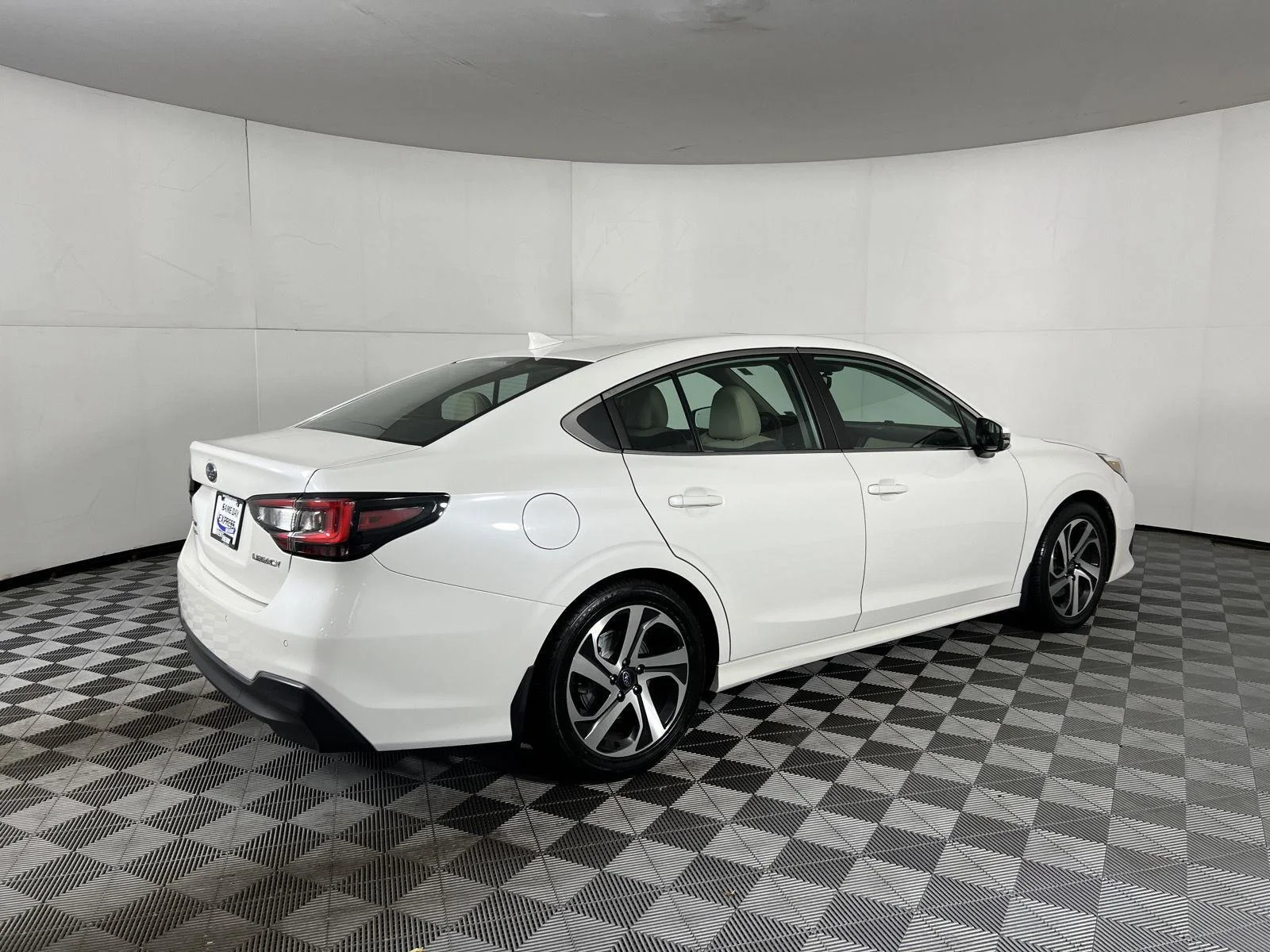 Used 2022 Wh Subaru Limited image 47