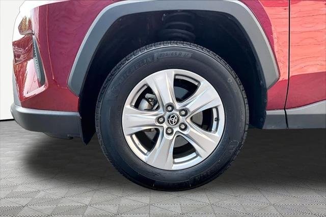 Certified Used 2023 RUBY FLARE PEARL Toyota  image 11