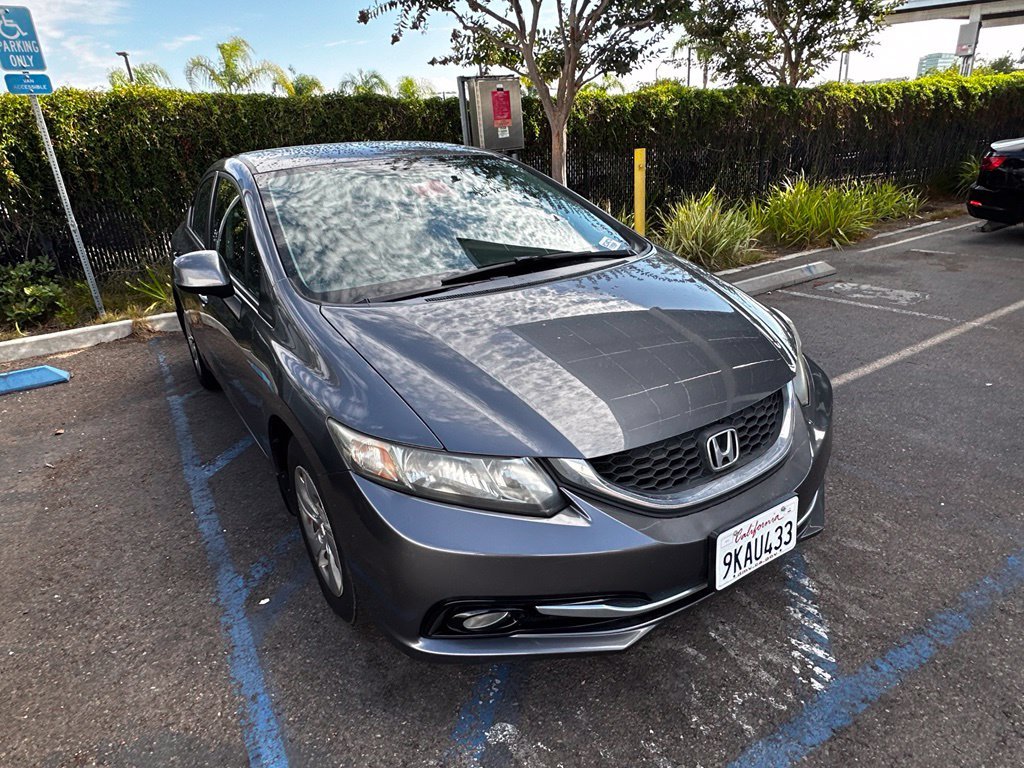 Used 2013  Honda LX image 8