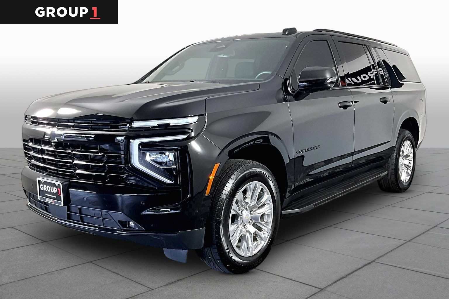2026 Chevrolet Suburban RST 4WD's photo