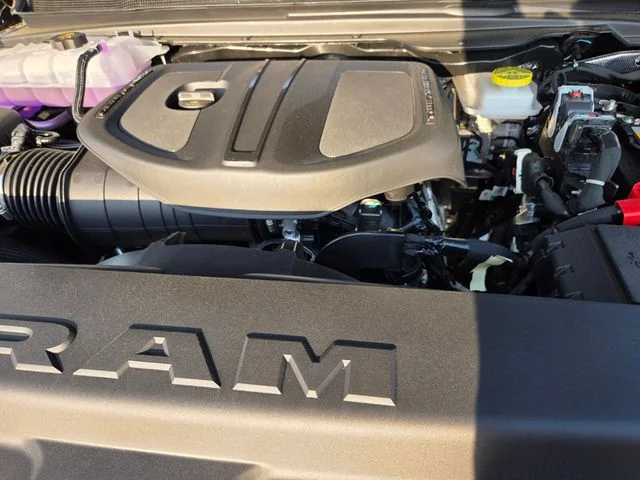 New 2026 Diamond Black Crystal Pearl-Coat Exterior Paint RAM Rebel image 29