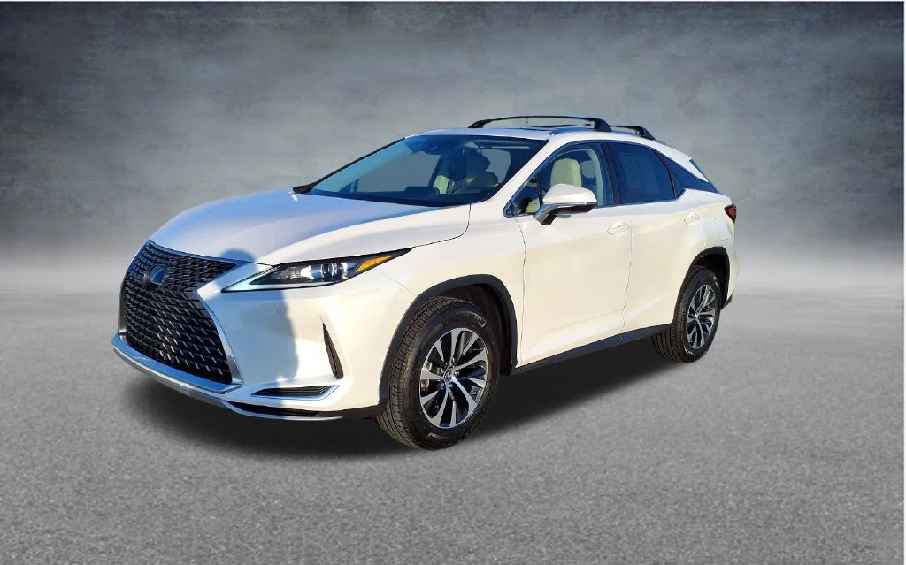 Used 2021 White Lexus 350 image 3