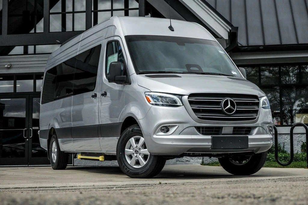 2025 Mercedes-Benz Sprinter 2500 170 WB HO High Roof's photo