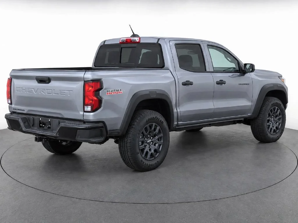 Used 2026 Gray Chevrolet Trail Boss image 3